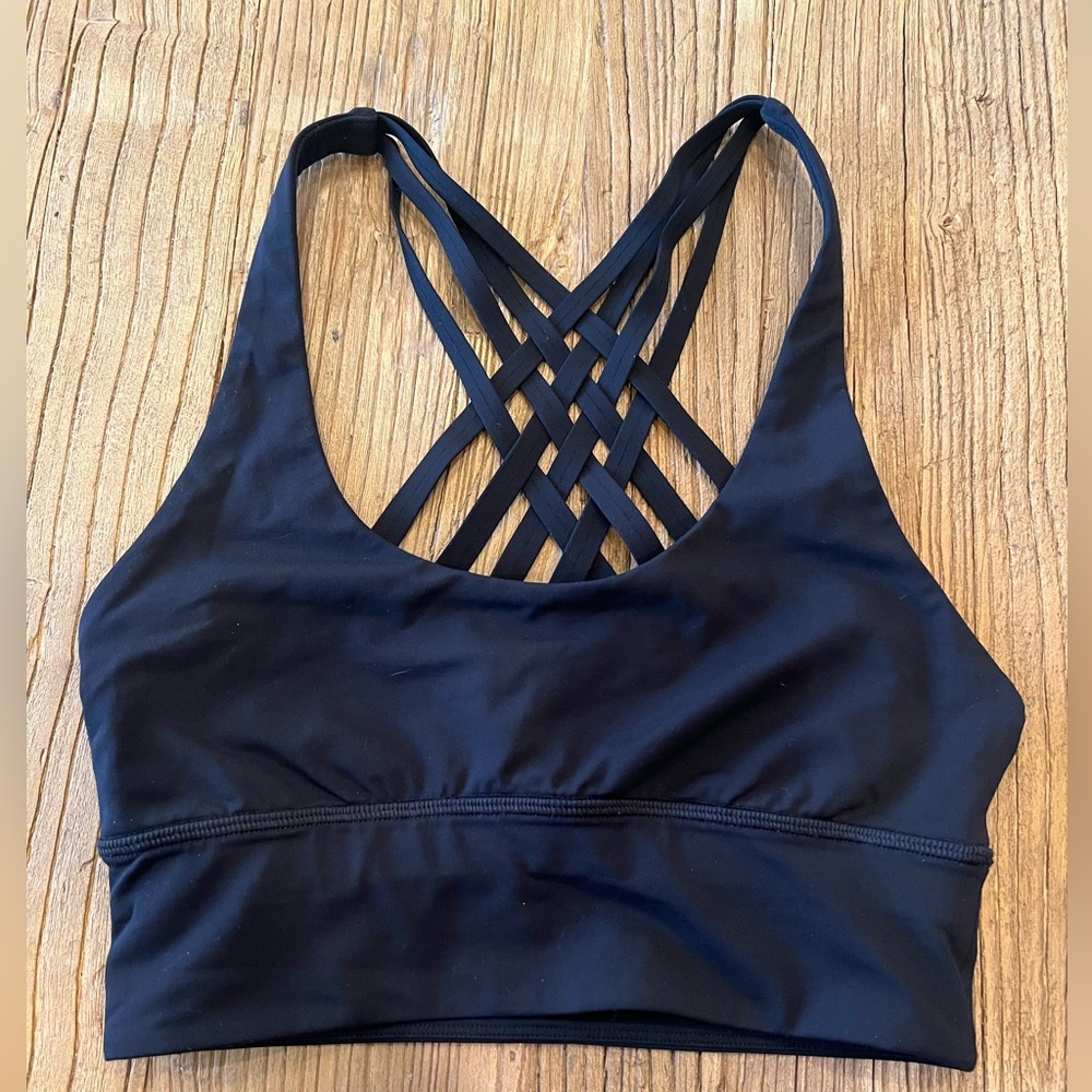 Lululemon Free to Be Moved Black Bra, Size 4, Excellent Gently Used Condition